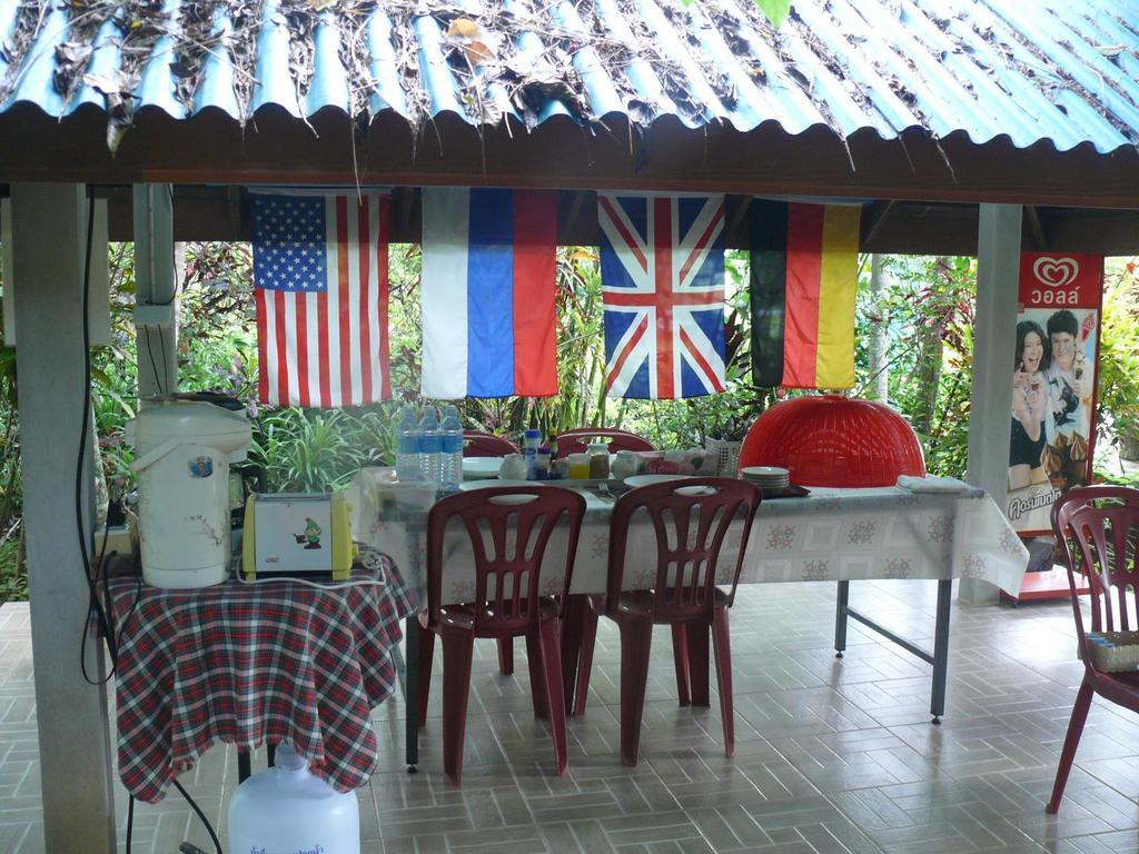 Suan Bang Bon Guest House Plai Phraya Exterior photo